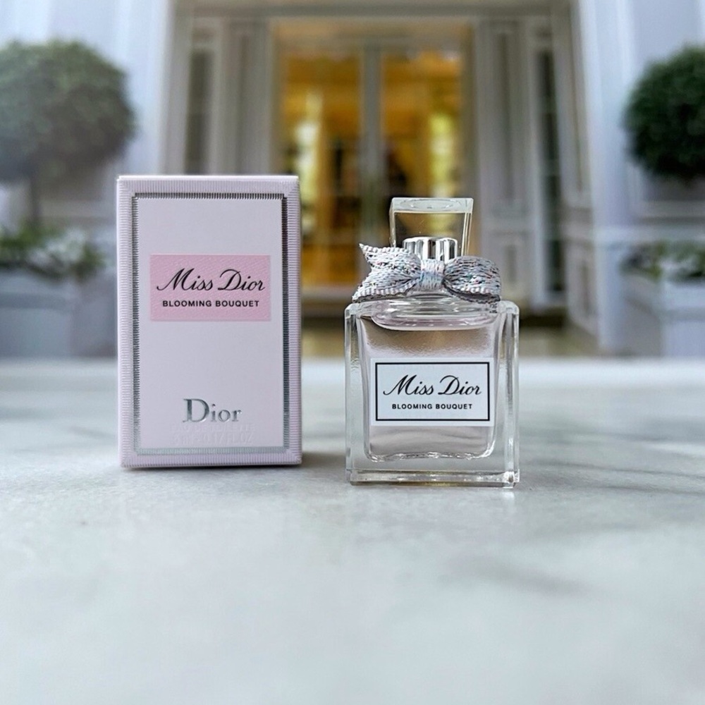 CHRISTIAN DIOR MISS DIOR BLOOMING BOUQUET ml/0.17 FL OZ MINI